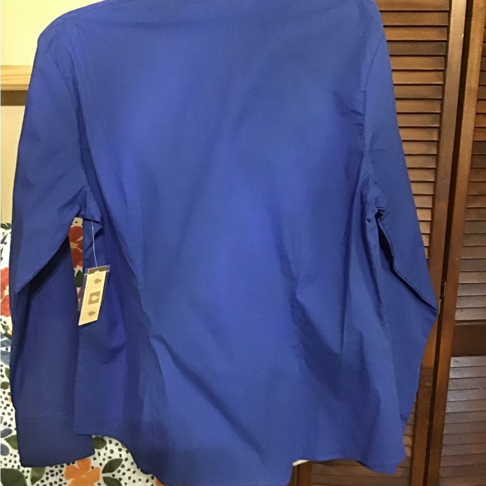 Women’s size large NWT long sleeve button down collared shirt /blouse - Picture 2 of 7
